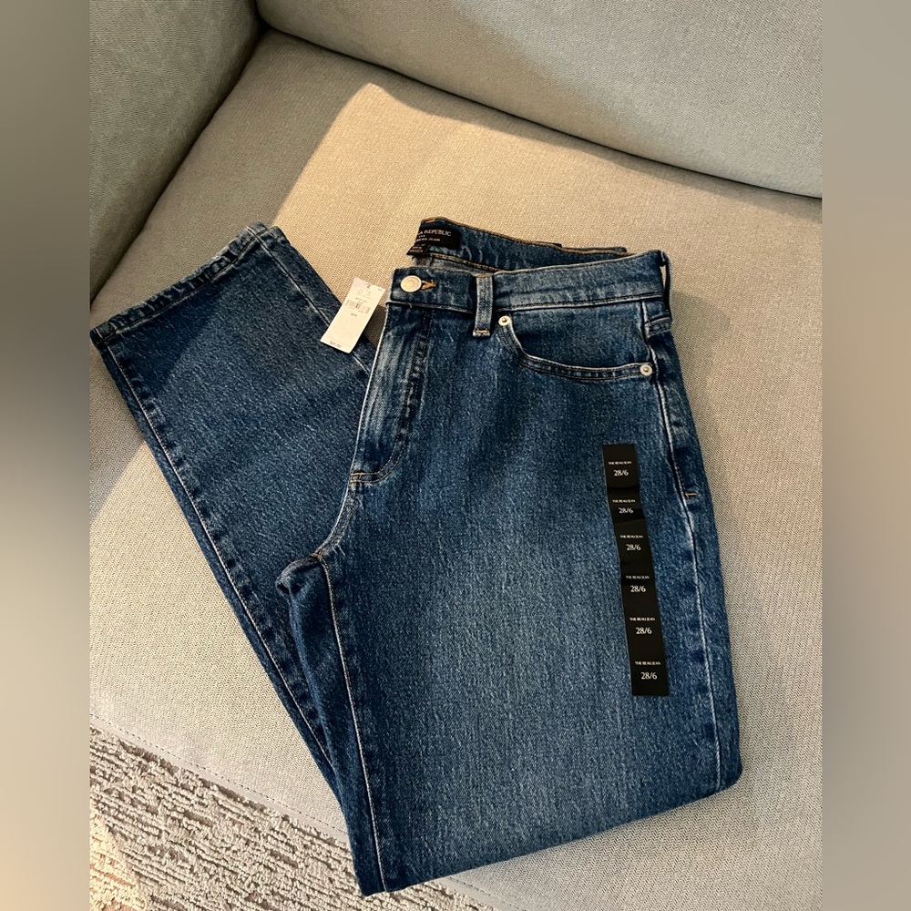The Beau Jean features a mid rise and slightly tapered leg for a modern cut.